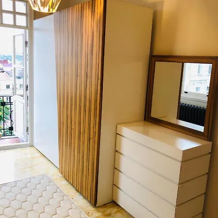 Brand New Amazing Historical Flat Located @ Galata Apartamento *